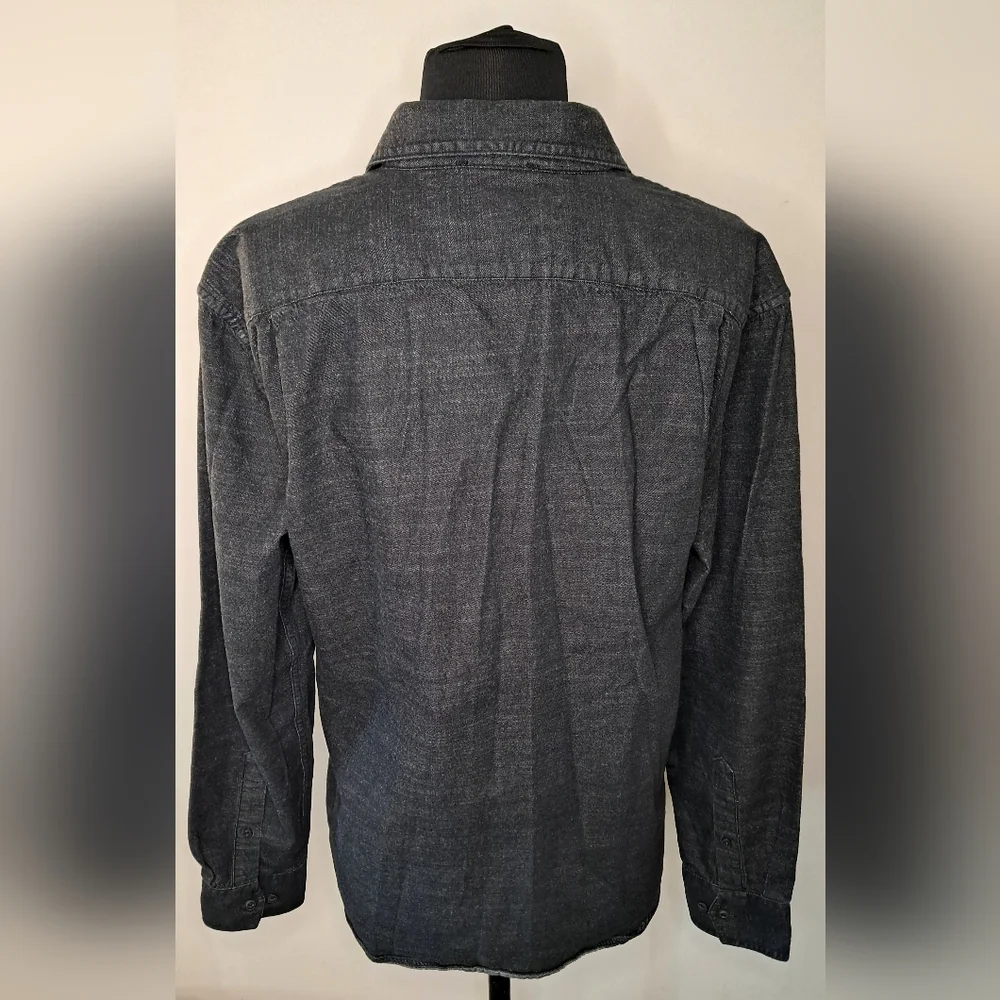 Banana Republic Men's Expedition Denim Standard Fit Button Up Shirt